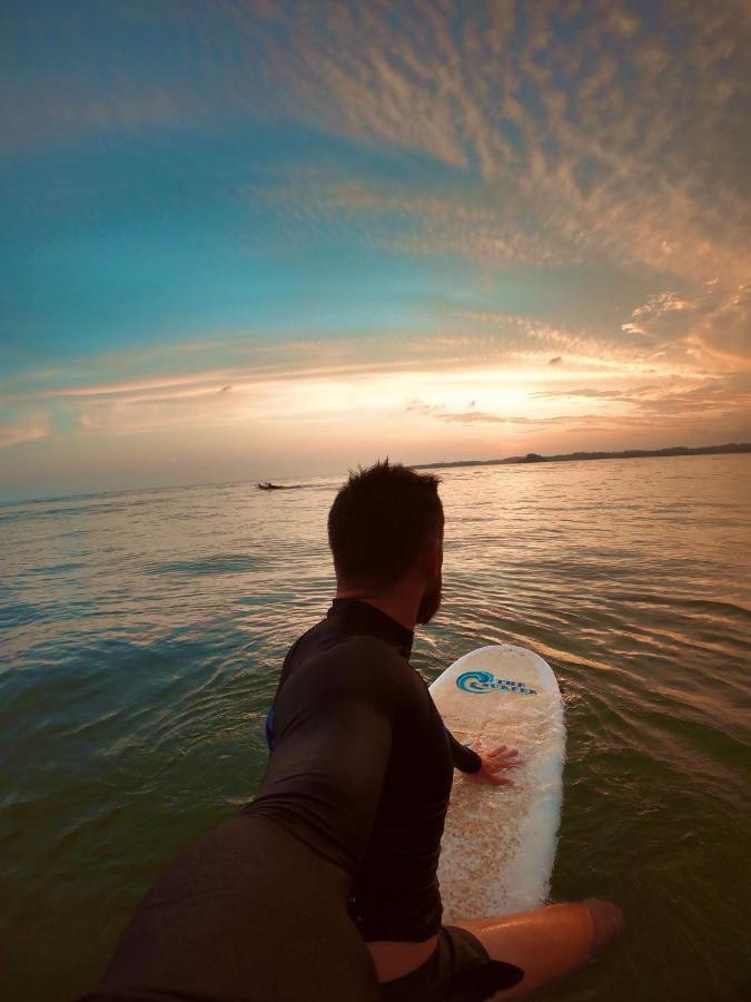 The Surfer Sri Lanka - Surf Camp Hotel Weligama Exterior photo