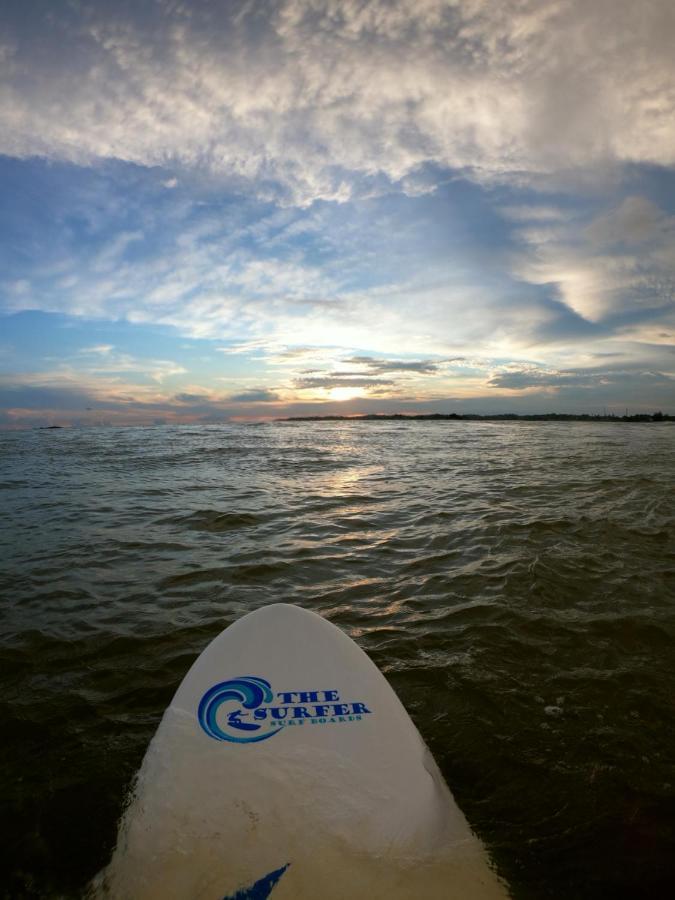 The Surfer Sri Lanka - Surf Camp Hotel Weligama Exterior photo