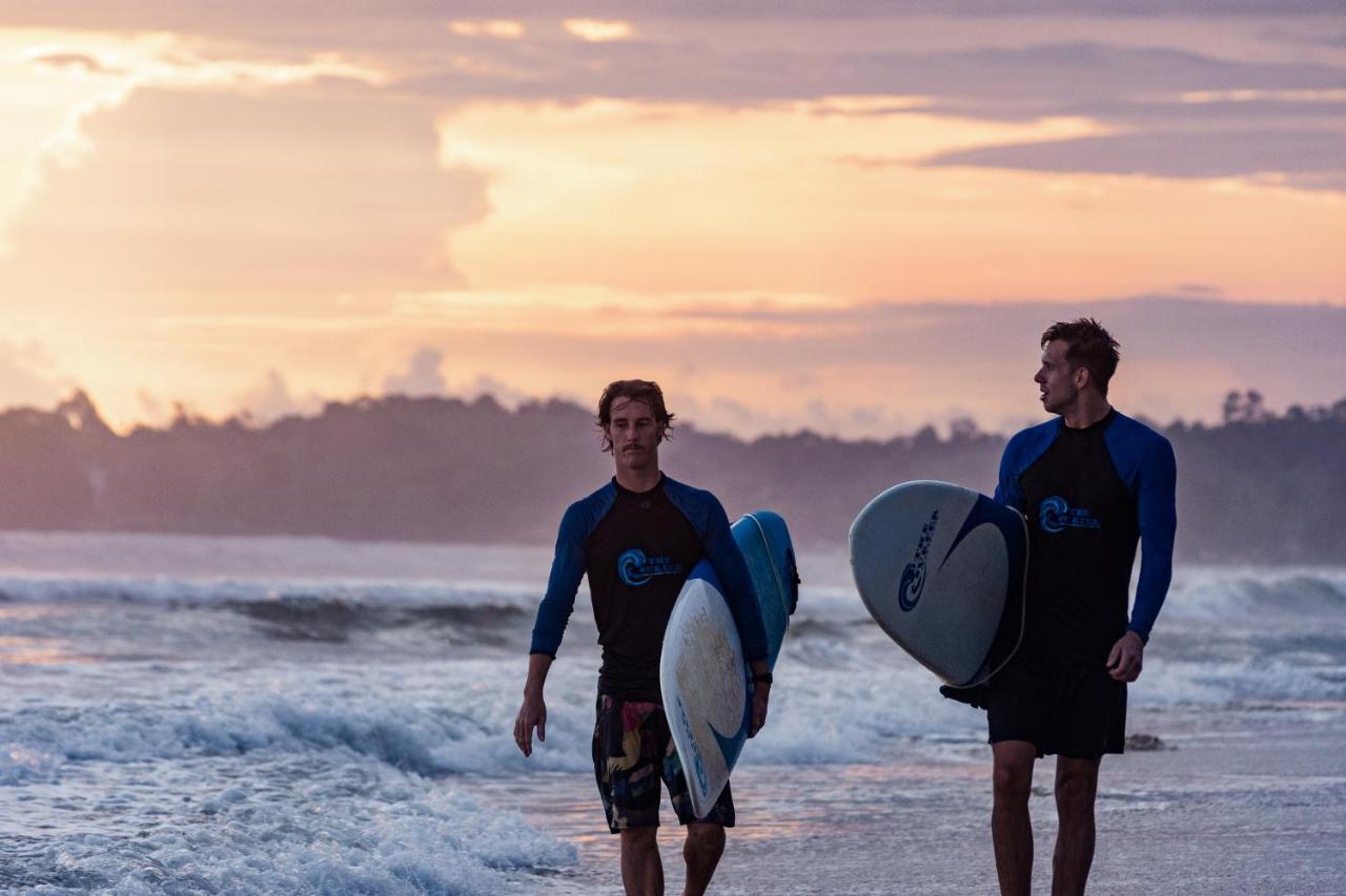 The Surfer Sri Lanka - Surf Camp Hotel Weligama Exterior photo